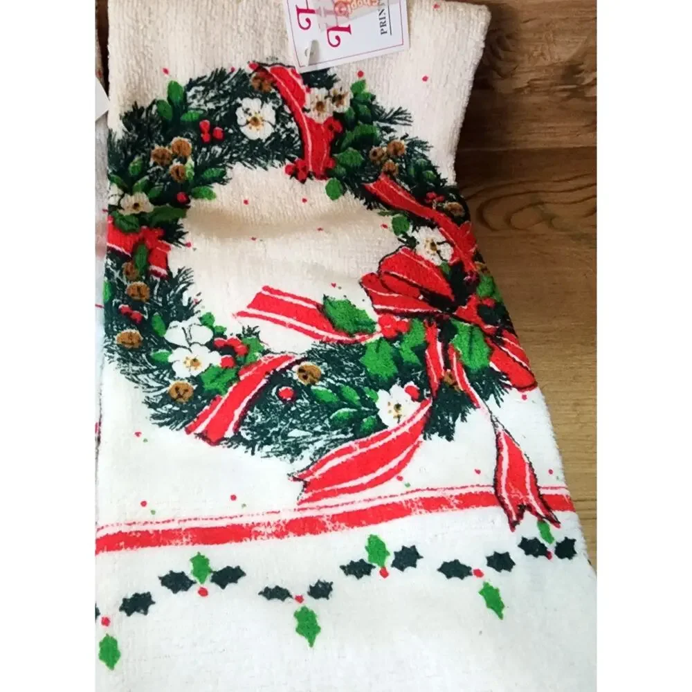 2 Christmas Kitchen Towels Wreath & Tree W/ Toys PLEASE READ Never Used